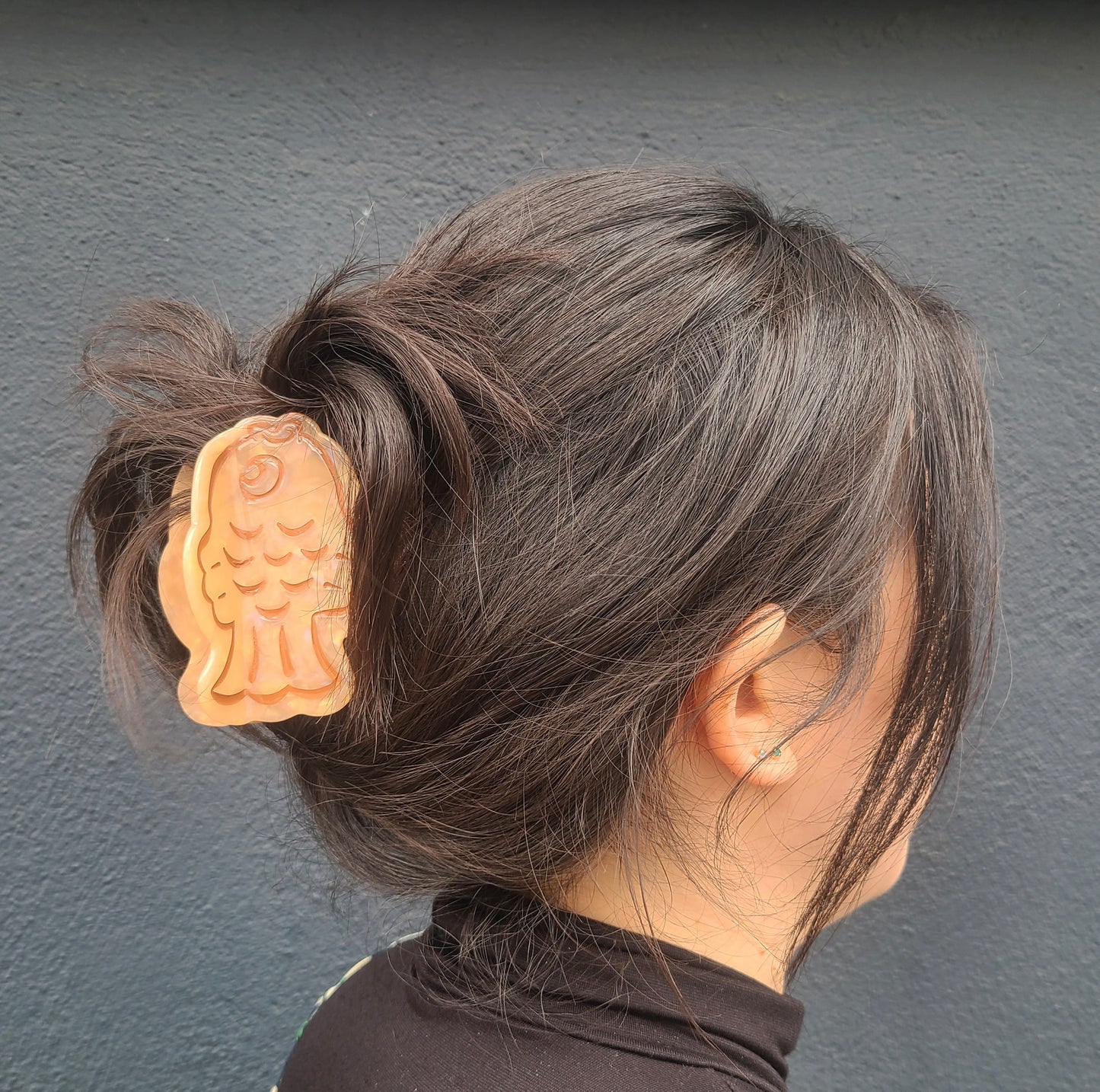 bungeobbang hair claw clip