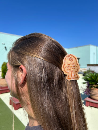 bungeobbang hair claw clip